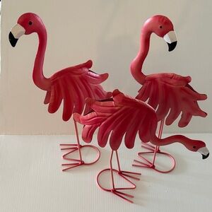 🦩Set of Three Pink Flamingos Bobble Body Metal Indoor/Outdoor Tropical Art Decor